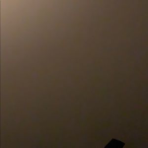 Meet your Posher, Esmira